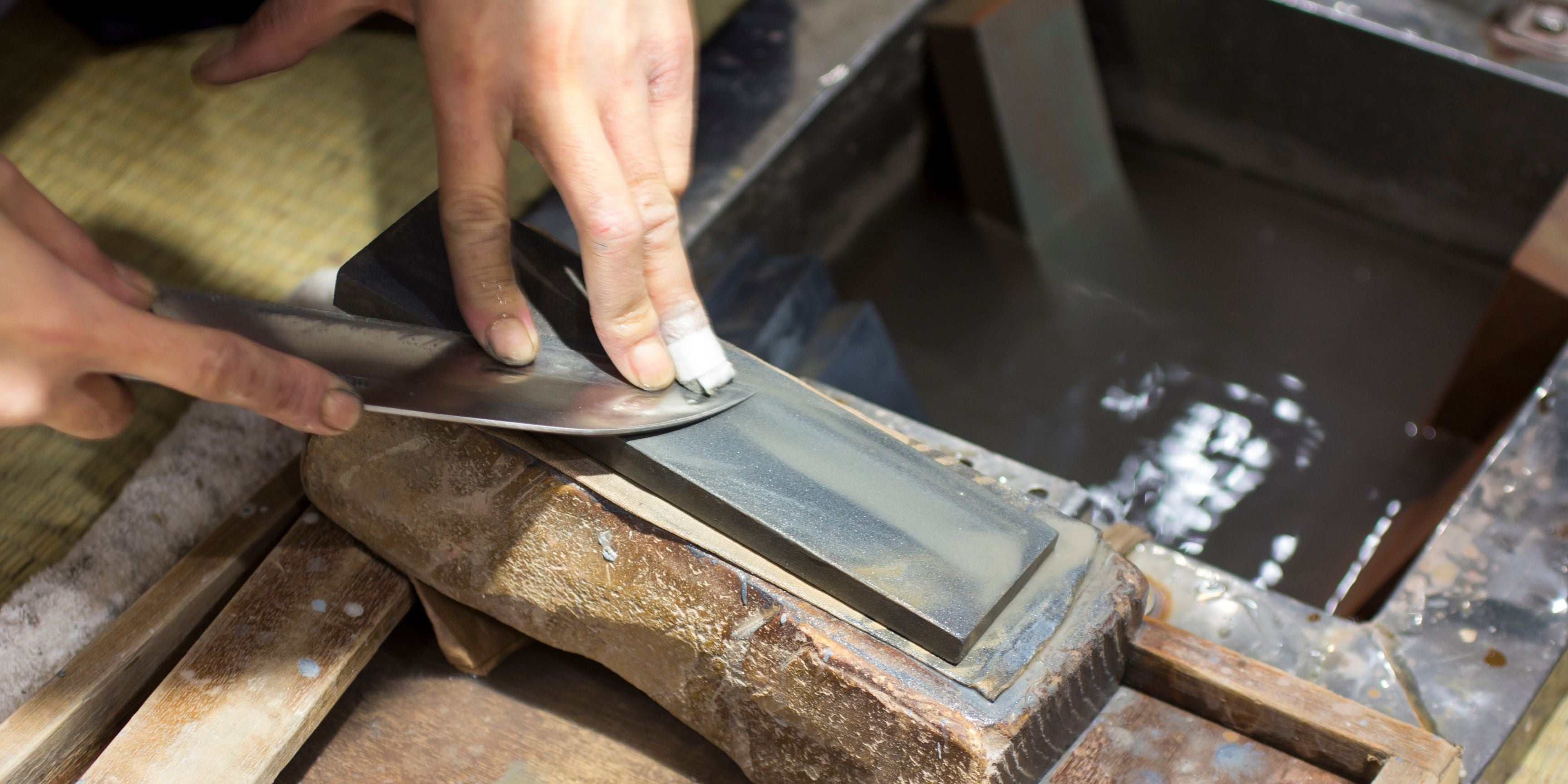 A Comprehensive Guide to Sharpening and Maintaining a Knife