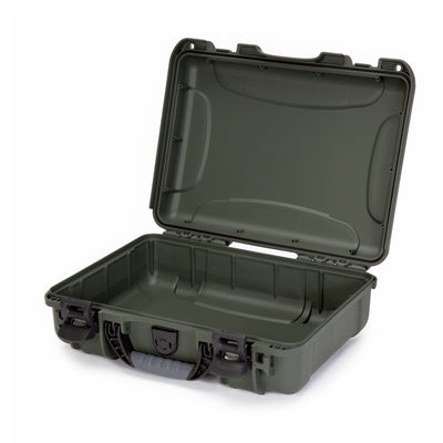 Nanuk 9101006 910  Waterproof Olive Resin with Foam Padding & Airline Approved 13.20" L x 9.20" W x 4.10" H Interior Dimensions