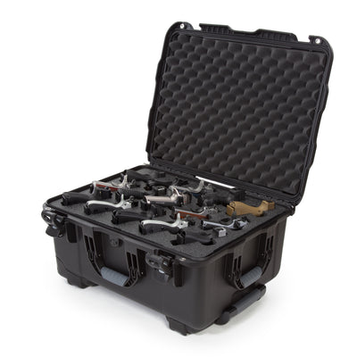 Nanuk 95015UP1 950 15 Up Gun Case Black Polymer w/ Closed-Cell Foam Padding 20.50" L × 15.30" W × 10.10" H Interior Dimensions